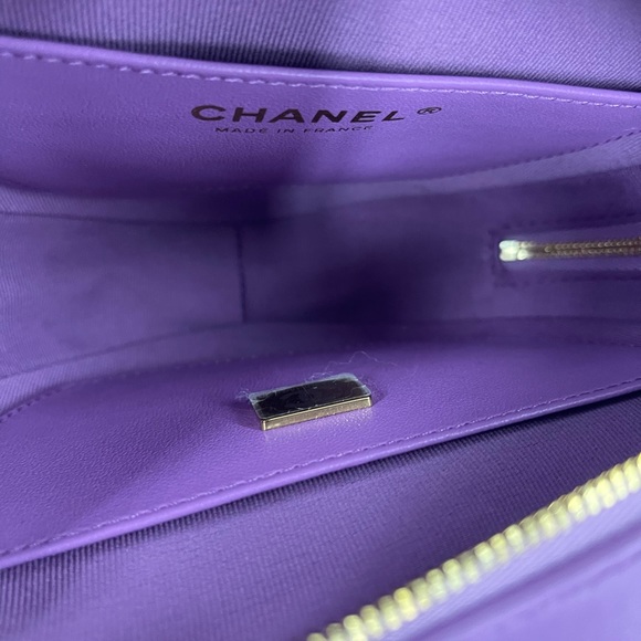 Chanel purple heart bag - Picture 7 of 8